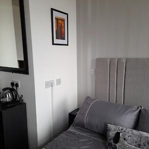 Deluxe Zimmer mit Kingsize-Bett